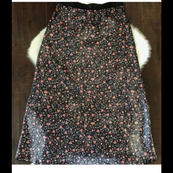 🎄Victoria Secret Silky Soft Skirts. Tie Dye Look or Black Floral. Elastic Waist - Picture 6 of 10